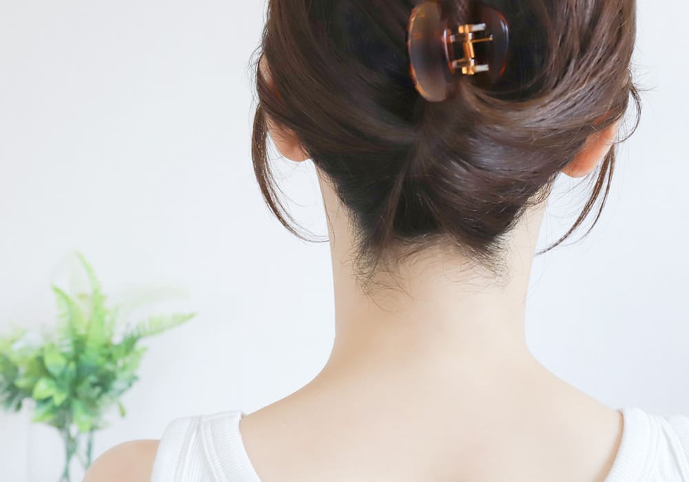 顔・うなじ・もみあげなどのワックス脱毛